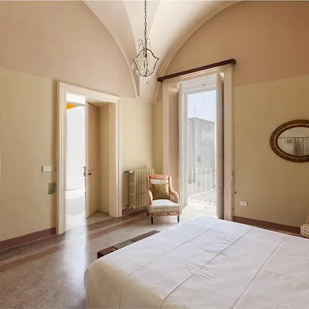 Palazzo Favola Dimora In Town Centre - Happy *